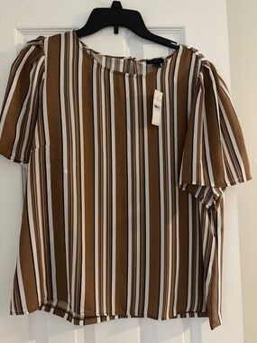 Ann Taylor Brown and White Vertical Stripe Short Sleeve Blouse